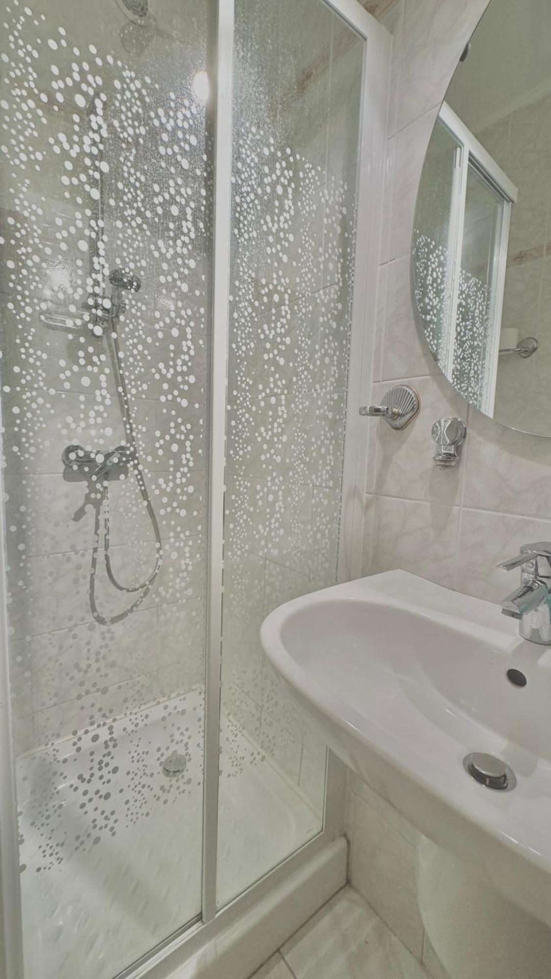 5 Haloszobas Wellness Vip House - Privat Medence Сиофок Екстериор снимка