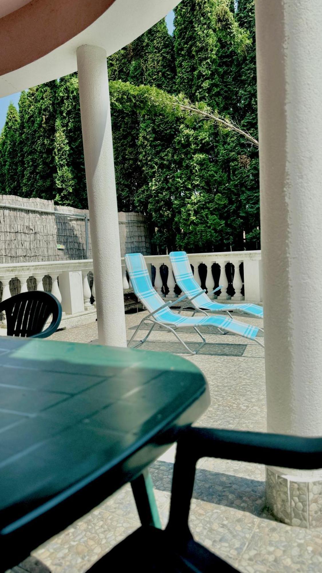5 Haloszobas Wellness Vip House - Privat Medence Сиофок Екстериор снимка